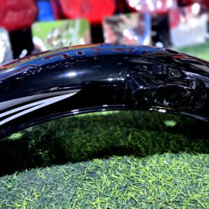 رفراف خلفي اسود اساسي