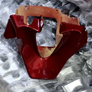 طيارة تحت المحرك خمري