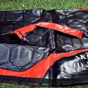 وجه طراحه احمر اساسي مع قشاط